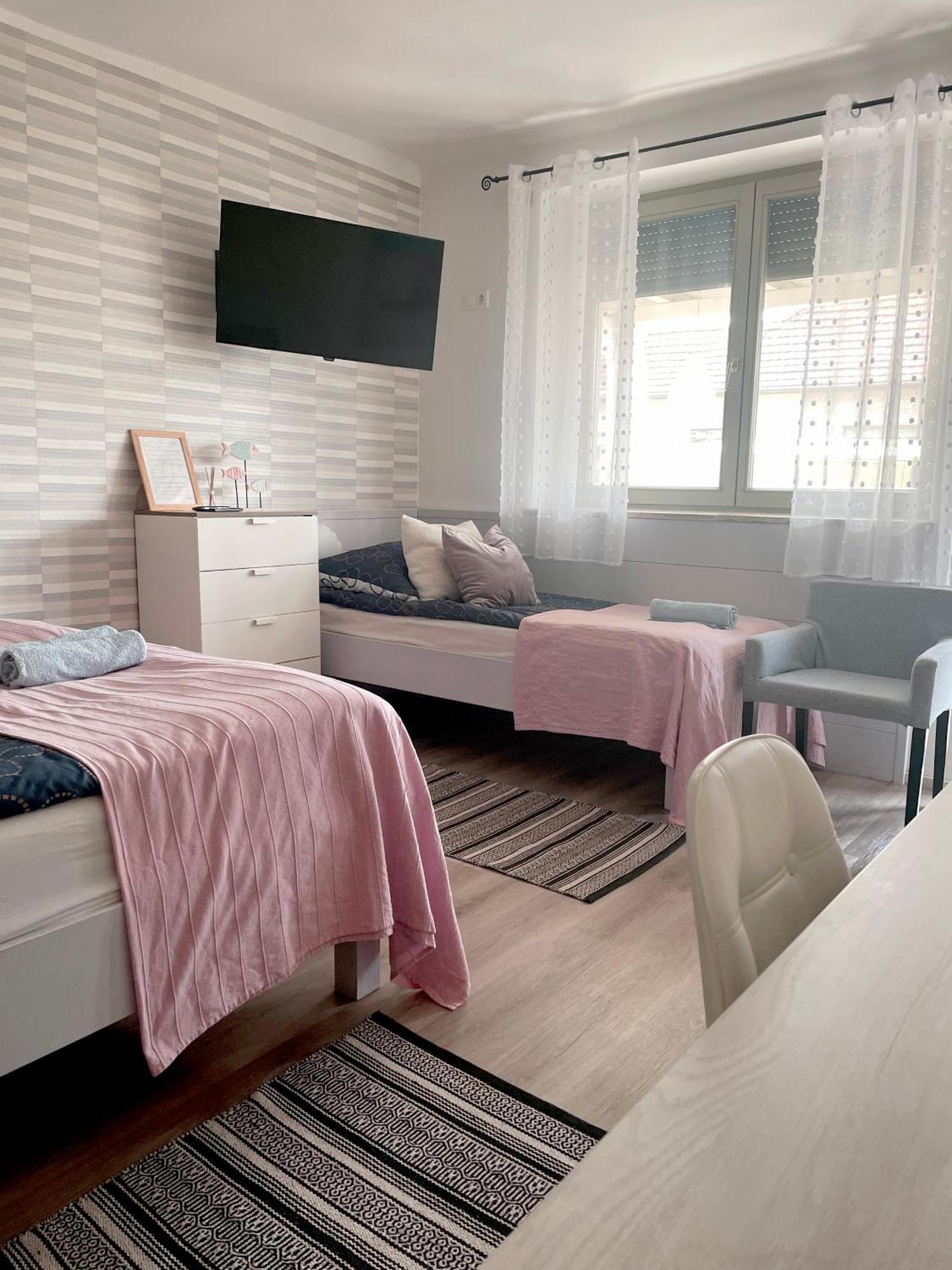 Szélrózsa apartmanház Velence Exterior foto