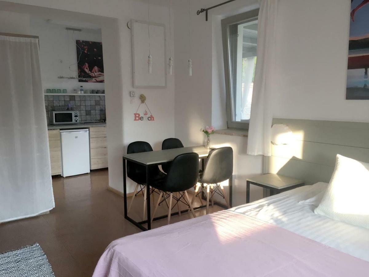 Szélrózsa apartmanház Velence Exterior foto